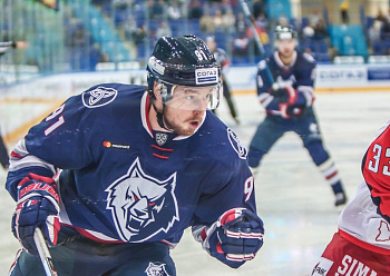 "NEFTEKHIMIK" EXCHANGED RADEL FAZLEYEV