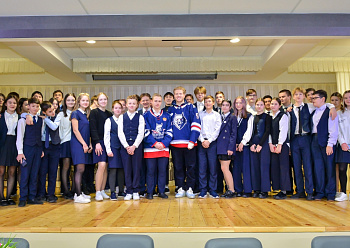 Hunter Shinkaruk have visited school №36